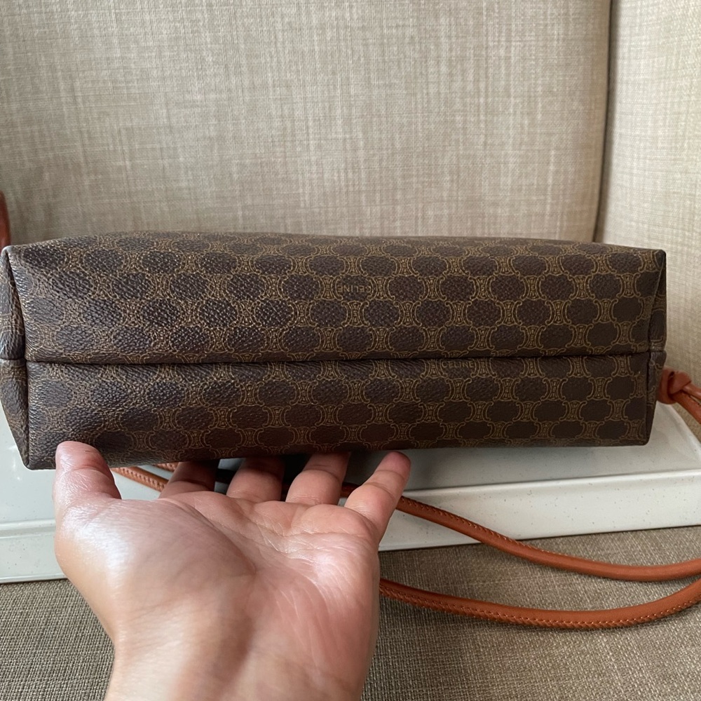 Authentic Celine vintage clutch bag (HK48) - Picture 7 of 15